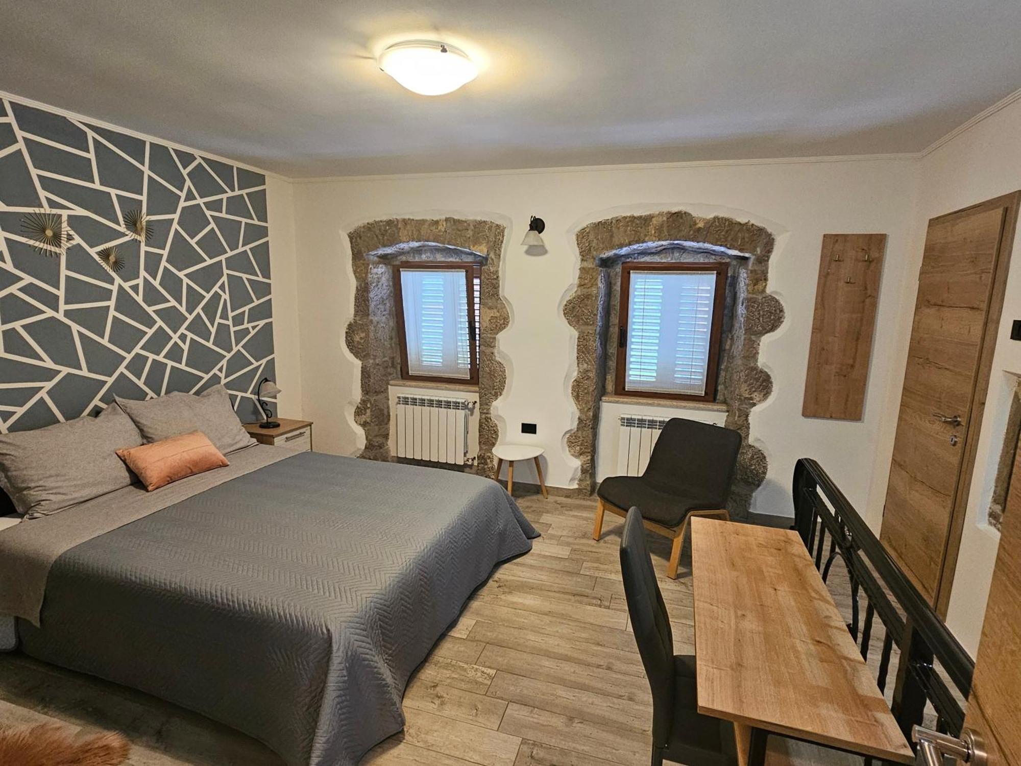 Villa Kos Lupoglav  ภายนอก รูปภาพ